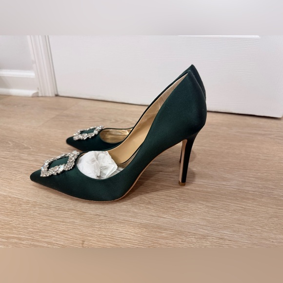 Badgley Mischka Green Satin Heels with Crystal Buckle - Picture 3 of 7